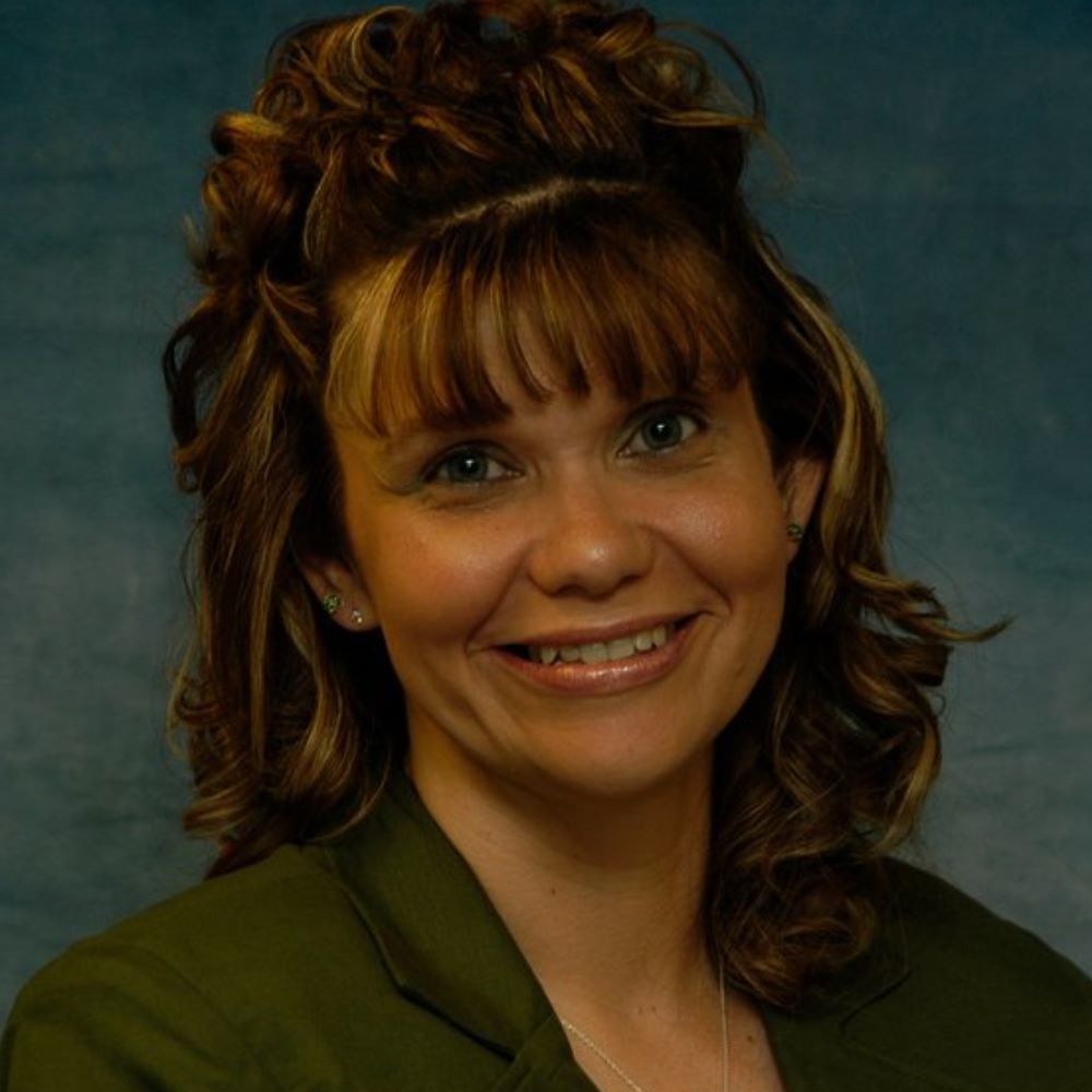 Meet your Posher, Julie